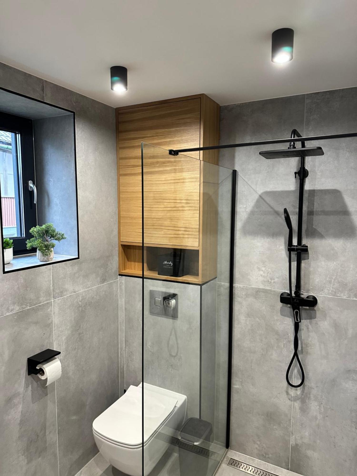 Luxusne Apartmany เตลการ์ต ภายนอก รูปภาพ