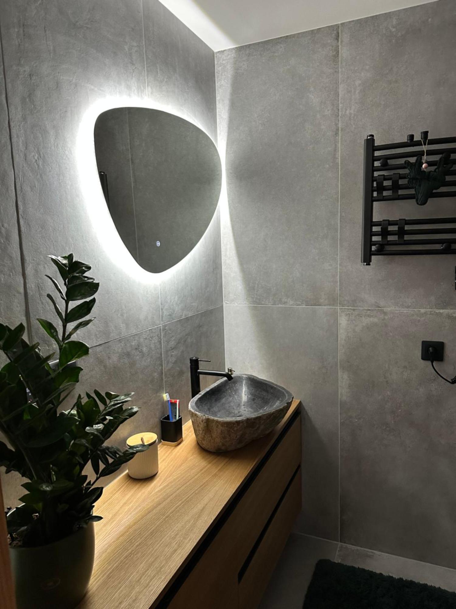 Luxusne Apartmany เตลการ์ต ภายนอก รูปภาพ