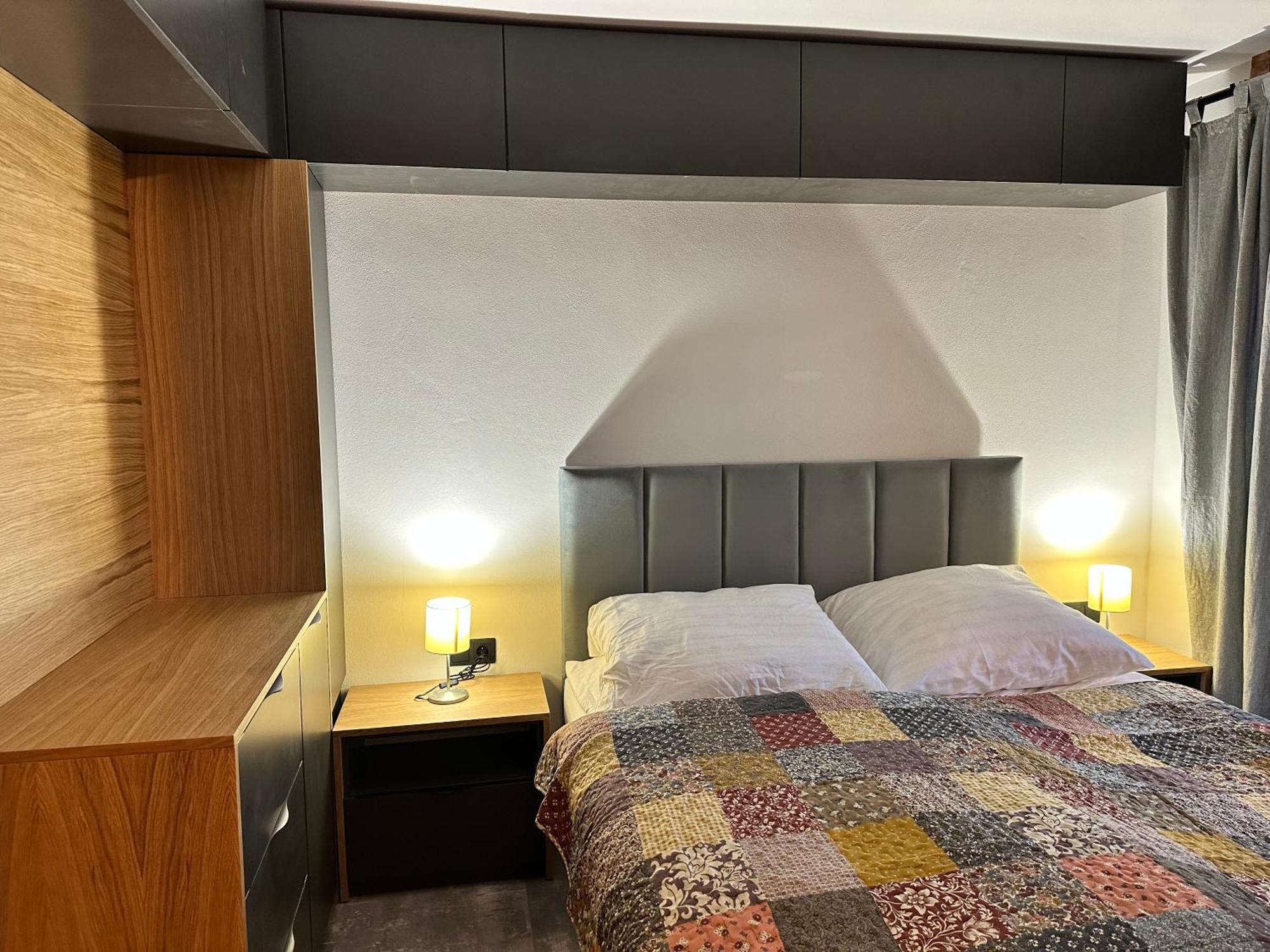 Luxusne Apartmany เตลการ์ต ภายนอก รูปภาพ