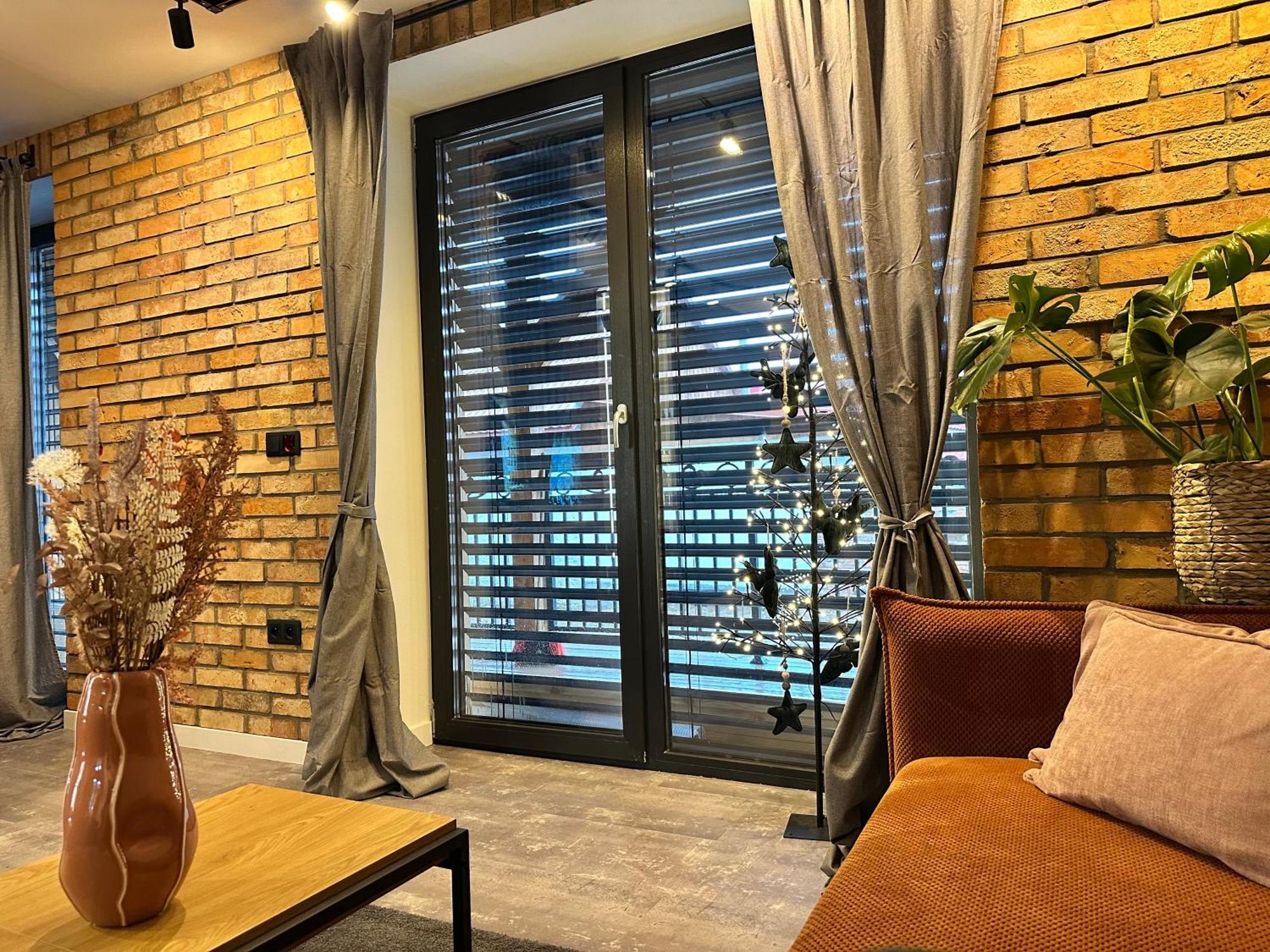 Luxusne Apartmany เตลการ์ต ภายนอก รูปภาพ